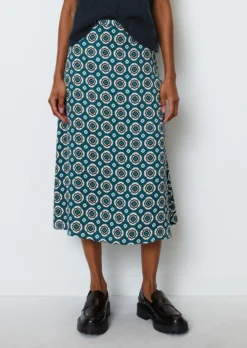 Marc O'Polo Calf Length A Shape Skirt From Printed Viscose Twill -Schlichte Eleganz 016f5b9cd4c16c1e97b1d94d6299f303 scaled