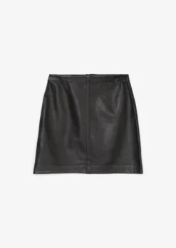Marc O'Polo Leather Mini Skirt Regular Made From Soft Lamb Nappa 15 Marc O'Polo Leather Mini Skirt Regular Made From Soft Lamb Nappa -Schlichte Eleganz 0265f0d73d0622620a4309f6c1c5fec5 scaled