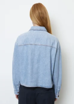 Marc O'Polo Oversize Denim Shirt In An Organic Cotton/lyocell Blend -Schlichte Eleganz 026ad433f3a0822c4a92e845713d5b62 scaled