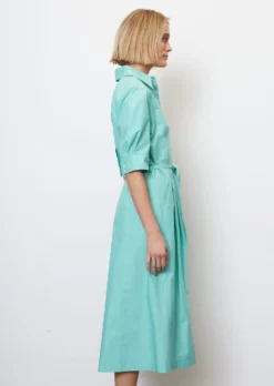 Marc O'Polo Shirt Dress With A Flared Skirt Made Of Paper Touch Poplin -Schlichte Eleganz 030f2d7713e224da5afc993adb6a5e7b scaled