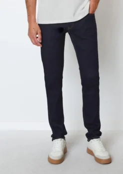 Marc O'Polo SJÖBO Slim Fit Jeans Made From An Organic Cotton Blend 12 Marc O'Polo SJÖBO Slim Fit Jeans Made From An Organic Cotton Blend -Schlichte Eleganz 04f4304a47fb299c9de2ecd632a2b11f scaled