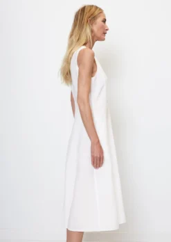 Marc O'Polo Sleeveless Linen Dress In An A-line Design -Schlichte Eleganz 06947489757c2b7f79ea925d3d6eb5dc scaled