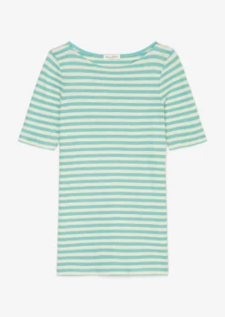 Marc O'Polo T-shirt Made Of Soft Slub Jersey 15 Marc O'Polo T-shirt Made Of Soft Slub Jersey -Schlichte Eleganz 0eaeb28e9b395a370714e47e89f06a2a scaled