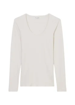 Marc O'Polo Ribbed Jersey Round Neck Long Sleeve Top Made Of A Soft Organic Cotton Blend -Schlichte Eleganz 0fb47f2d4a0acfc20300a99036cdd590 scaled