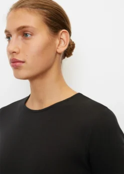 Marc O'Polo Jersey Dress Made Of Tencel™ Lyocell -Schlichte Eleganz 1060fb7fc9d858043479ff23d85a5af6 scaled