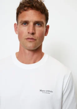 Marc O'Polo T-shirt With A Back Print In A Regular Fit Made Of Organic Cotton -Schlichte Eleganz 11a6703b07fe02dbda9796be954f08d7 scaled