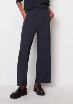 Marc O'Polo Wide Leg Trousers With Semi-elastic Waistband In Pure Viscose -Schlichte Eleganz 12a1d5639e25d5319733d603133423ed scaled