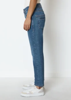 Marc O'Polo THEDA Boyfriend Cropped Jeans Made Of A Stretchy Organic Cotton Blend -Schlichte Eleganz 12d1ce93197339482a72c5142f5b01ea scaled