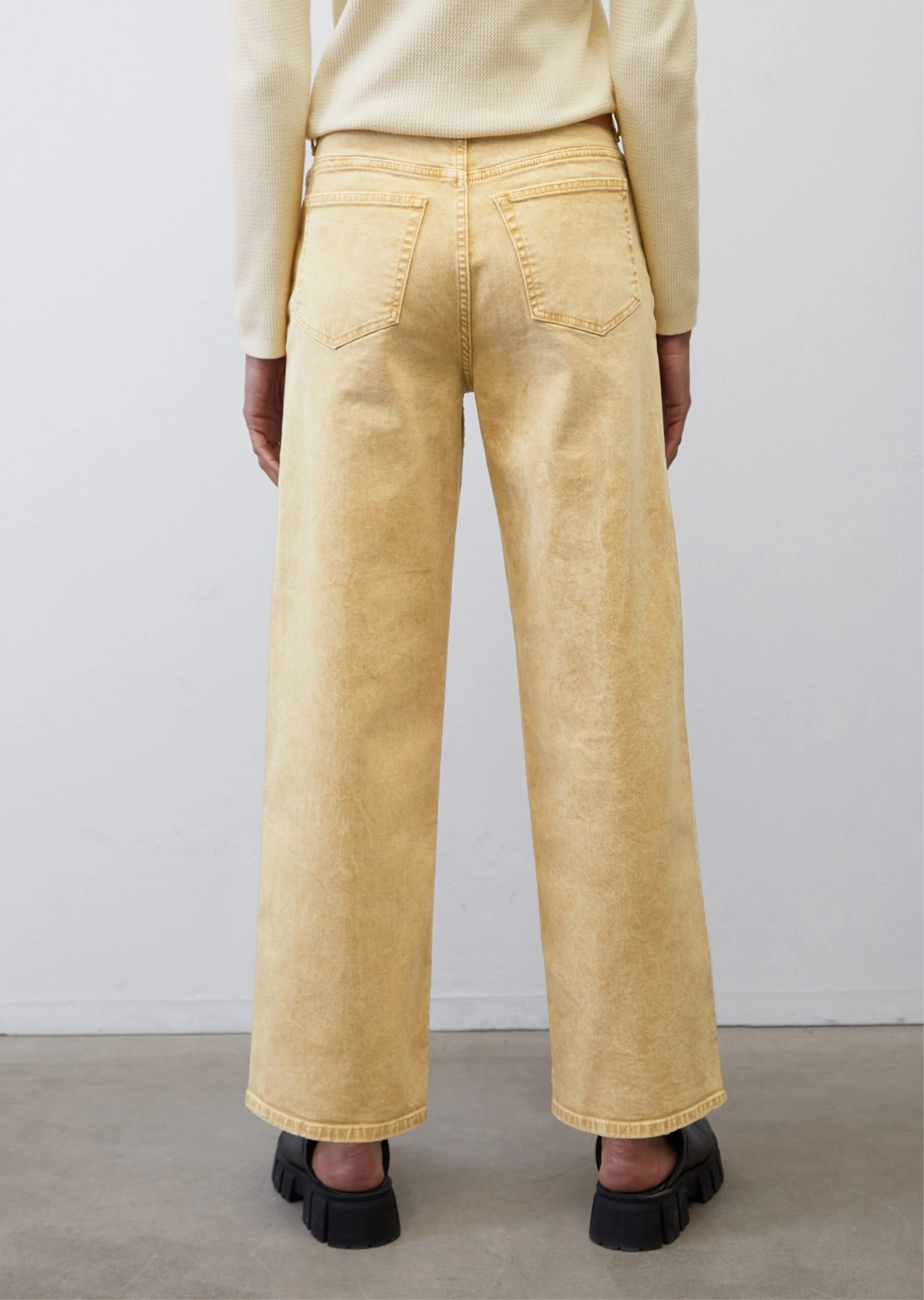 Marc O'Polo NELIS Cropped Jeans Made Of A Stretchy Organic Cotton Blend 3 Marc O'Polo NELIS Cropped Jeans Made Of A Stretchy Organic Cotton Blend – Bild 3