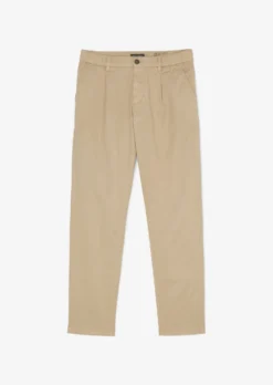 Marc O'Polo Chino - Model OSBY Jogger Pleats Made From High-quality Organic Cotton Mix -Schlichte Eleganz 1491199a66ef50f9ebfc642485f95f23 scaled