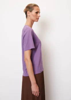 Marc O'Polo Happy T-shirt In A Regular Fit Made Of Lightweight Single Jersey 14 Marc O'Polo Happy T-shirt In A Regular Fit Made Of Lightweight Single Jersey -Schlichte Eleganz 1634255fe08c61ece52db7145a265a4c scaled