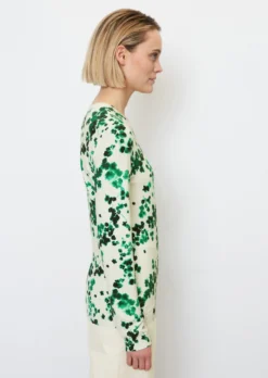 Marc O'Polo Long Sleeve Top With An All-over Print, Regular Fit From LENZING™ ECOVERO™ -Schlichte Eleganz 16d1f9b3fccd841ab708507a1d406882 scaled