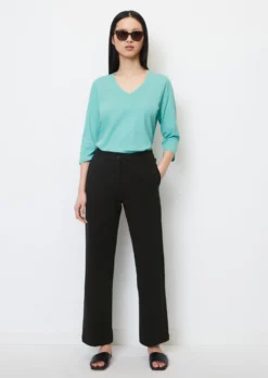 Marc O'Polo Oversized Basic V-neck T-shirt Made Of Organic Cotton Single Jersey -Schlichte Eleganz 17226fe66679d8a3f1a58388da214201 scaled