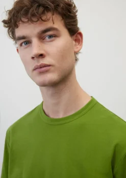 Marc O'Polo T-shirt Regular Made Of Medium-weight Jersey -Schlichte Eleganz 1733df5e662d3a210f3dcd675a84facf scaled