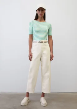 Marc O'Polo T-shirt Made Of Soft Slub Jersey 12 Marc O'Polo T-shirt Made Of Soft Slub Jersey -Schlichte Eleganz 17c04112cd149966218d52d6de218fb0 scaled