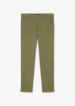 Marc O'Polo STIG Shaped Chinos In A Cotton Blend -Schlichte Eleganz 1adda5af12313a46bf6c659516276f59 scaled
