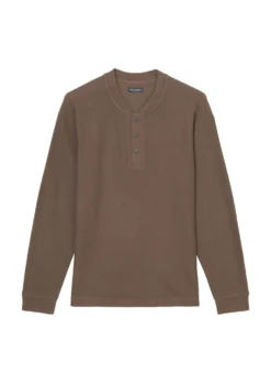 Marc O'Polo Relaxed Long-sleeved Serafino Top Made Of Micro Waffle Textured Jersey -Schlichte Eleganz 1b4b0f59d35c90bf77f1432b415d071f scaled