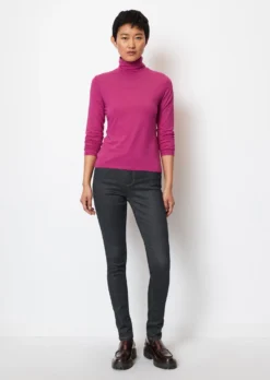 Marc O'Polo Long Sleeve Polo Neck Top, Regular Fit With TENCEL™ Modal -Schlichte Eleganz 1b79e77ecdd508bd64003bcd5d873074 scaled