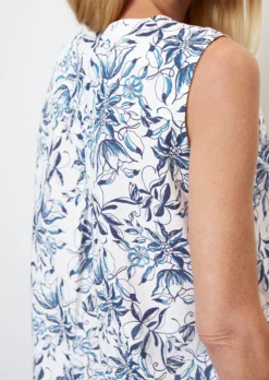 Marc O'Polo Sleeveless V-neck Blouse Made Of Crisp Cotton Voile -Schlichte Eleganz 1bc1dc23287fbbede09c6048fb621ecc scaled