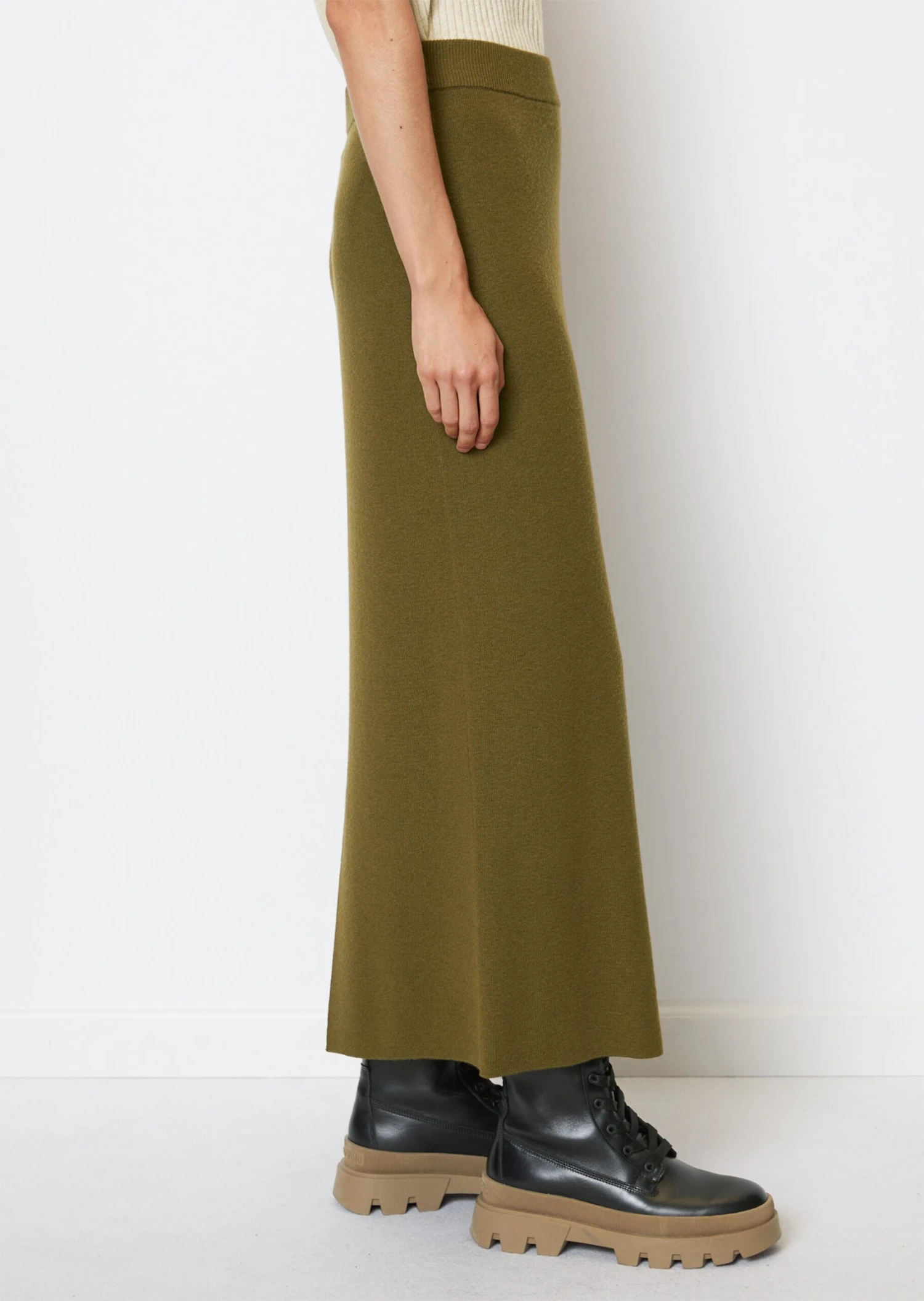 Marc O'Polo Ribbed Knit Skirt Fitted From Virgin Wool Viscose Mix 6 Marc O'Polo Ribbed Knit Skirt Fitted From Virgin Wool Viscose Mix – Bild 6