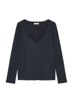 Marc O'Polo V-neck Long Sleeve Top In A Loose Fit From LENZING™ ECOVERO™ -Schlichte Eleganz 1cf27ee6fa5dbd44262a65d94eefcf8a scaled