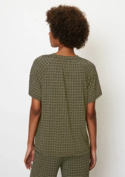 Marc O'Polo Jersey Blouse Top With An All-over Print -Schlichte Eleganz 1d5bdd1cb5856ab7f596e3d789889225 scaled