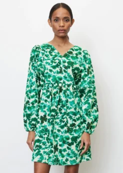 Marc O'Polo Short V-neck Dress With Voluminous Sleeves Made Of An Organic Cotton/lyocell Blend -Schlichte Eleganz 205de778386ca5428666ad67602b7dec scaled