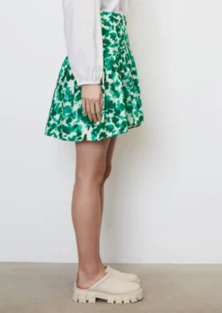 Marc O'Polo Mini Skirt With A Gathered Flounce In An Organic Cotton/lyocell Blend -Schlichte Eleganz 20c9ef81390acfd5ba625f2aafbdcacc scaled