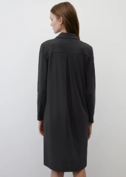 Marc O'Polo Jersey Dress With A Button Placket With TENCEL™ Modal 11 Marc O'Polo Jersey Dress With A Button Placket With TENCEL™ Modal -Schlichte Eleganz 22a271790ec651b675f6663dd98141a1 scaled
