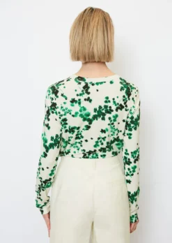 Marc O'Polo Long Sleeve Top With An All-over Print, Regular Fit From LENZING™ ECOVERO™ -Schlichte Eleganz 31f497e52e7cc521afa769fc2c2a38ce scaled