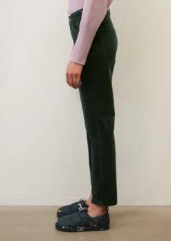 Marc O'Polo LINDE Trousers In A Straight, Cropped Cut With A High Waist Made Of Stretch Cotton Velvet -Schlichte Eleganz 31fc1342634fbf082c9a298f226b28ad scaled