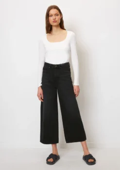 Marc O'Polo Long Sleeve Top In A Regular Fit With A Square Neckline Made Of Stretch Jersey