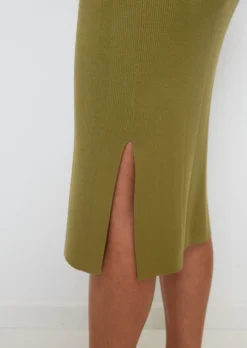 Marc O'Polo Sleeveless Fine Rib Knitted Dress Made Of Blended Viscose -Schlichte Eleganz 32ea24cddf9ad05a1e13cde4335be832 scaled