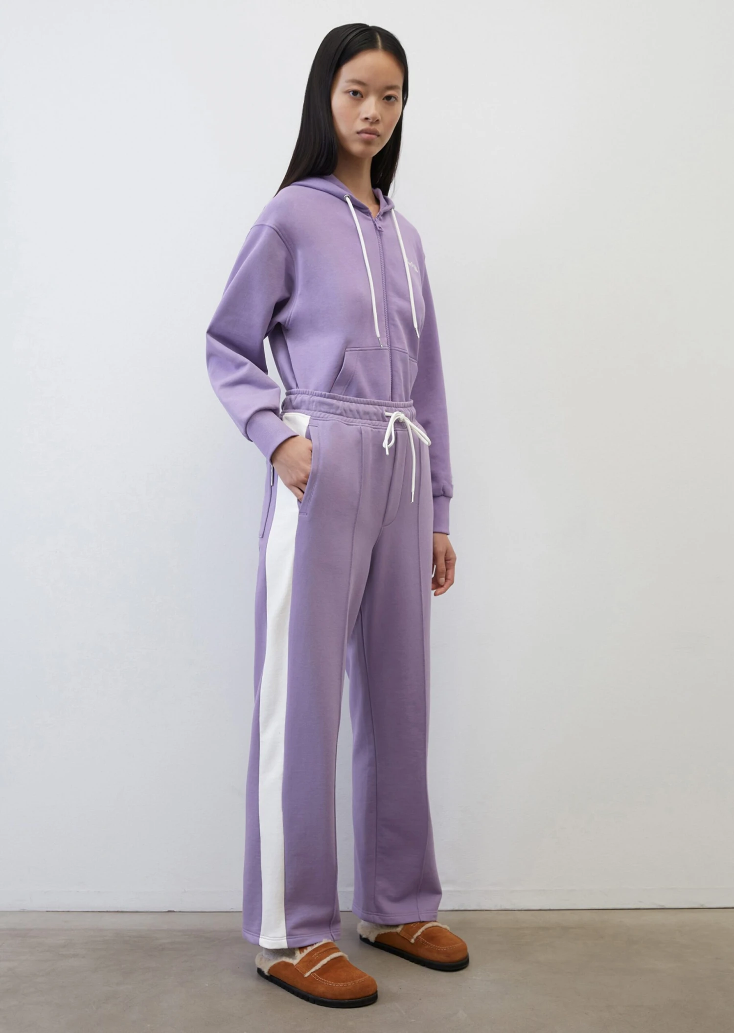 Marc O'Polo Tracksuit Bottoms With Elasticated Drawstring In Soft Organic Cotton 1 Marc O'Polo Tracksuit Bottoms With Elasticated Drawstring In Soft Organic Cotton