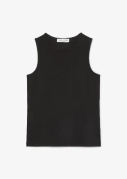 Marc O'Polo Top In A Regular Fit Made Of Fine Rib Jersey -Schlichte Eleganz 36a7e06e229ff7d453d81d6c0df69b0e scaled