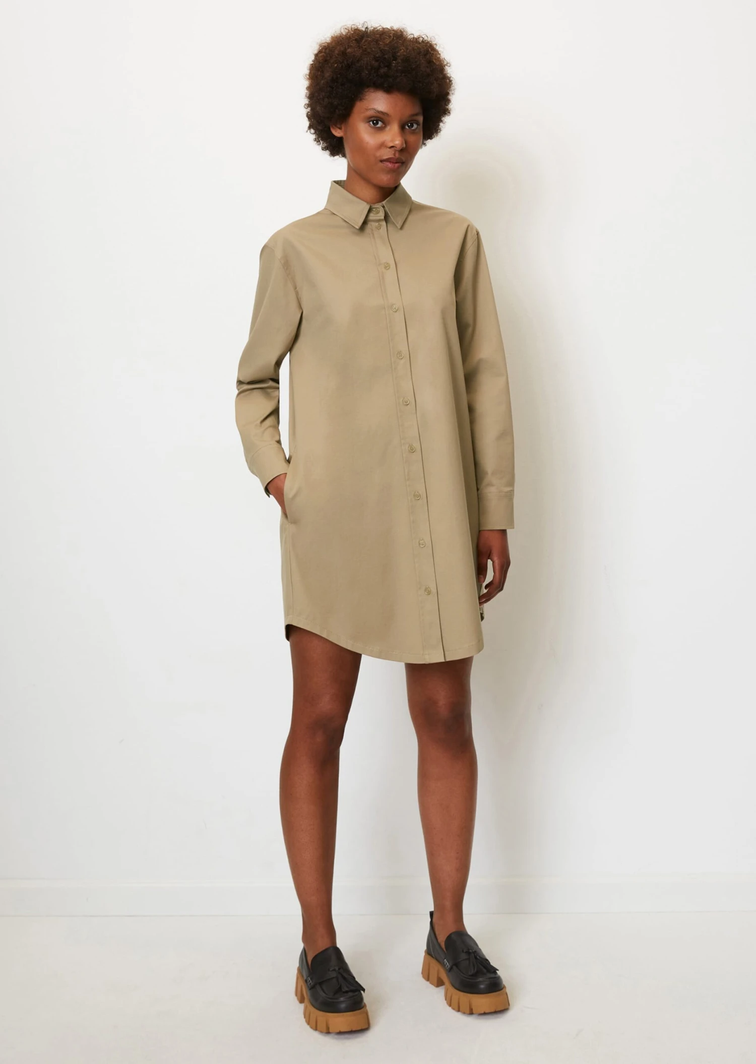 Marc O'Polo Short Shirt Dress Made Of A Stretchy Organic Cotton Blend 2 Marc O'Polo Short Shirt Dress Made Of A Stretchy Organic Cotton Blend – Bild 2