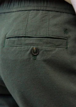 Marc O'Polo Trousers In Our OSBY Jogger Pleats Fit Made From Organic Cotton Mix -Schlichte Eleganz 38fc7649fa203e878094c84003c2e8aa scaled