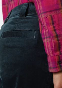 Marc O'Polo Corduroy Pants Tapered In O-shape -Schlichte Eleganz 393cff8364f5d73b5ec64068935a07f1 scaled