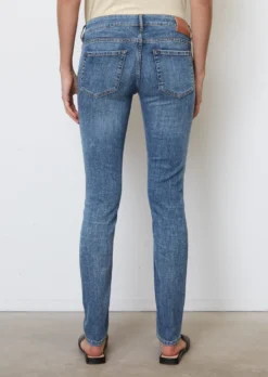Marc O'Polo SKARA Skinny Low Waist Jeans Made Of Stretchy Denim With A Cashmere Texture -Schlichte Eleganz 394fcc6218ad27ecafbc0f3f50f84f32 scaled
