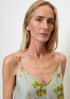Marc O'Polo STUDIO MARY LENNOX For MO'P Printed A-line Slip Dress Made Of Premium Ramie Fabric 13 Marc O'Polo STUDIO MARY LENNOX For MO'P Printed A-line Slip Dress Made Of Premium Ramie Fabric -Schlichte Eleganz 3c6c825a57256c20d4efb9d50791d6b4 scaled