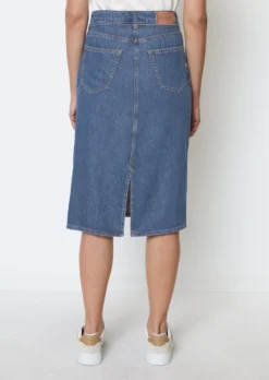 Marc O'Polo Denim Midi Skirt With Waist Belt In An Organic Cotton/lyocell Blend -Schlichte Eleganz 3d218476a1980a1aea510637112da6b8 scaled