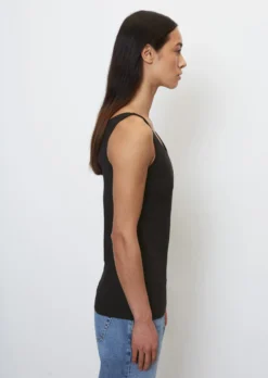 Marc O'Polo Sleeveless Top Made From Pure Organic Cotton -Schlichte Eleganz 3e21862985d73dcaff5a7f9b4a73d587 scaled
