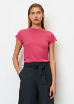 Marc O'Polo T-shirt, Regular Fit Made Of Organic Cotton -Schlichte Eleganz 3fde741f30dd4a2a588995ab0f607c92 scaled