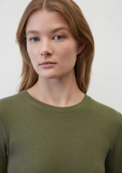 Marc O'Polo Waffle Jersey Dress From LENZING™ ECOVERO™ -Schlichte Eleganz 42fad874057598078cbc83ee9e0cd97a scaled