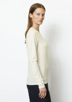 Marc O'Polo Long Sleeve Top, Regular Fit Made From OCS Blended TENCEL™ Lyocell -Schlichte Eleganz 441b777d71b53ed22a3e8acafd1c7ddd scaled