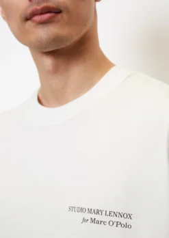 STUDIO MARY LENNOX For Marc O'Polo T-shirt In A Relaxed Fit With A Floral Print On The Back -Schlichte Eleganz 482cdc45024eba6ee5e51c332342c32c scaled