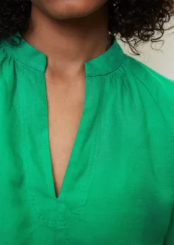Marc O'Polo Regular Tunic Blouse In A Mix Of Materials -Schlichte Eleganz 48cfddd4e5ea9f57499bf567a7fe6d90 scaled