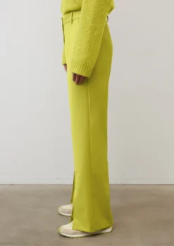 Marc O'Polo Tailored Trousers With Hem Slits Made From A Stretchy Wool Blend 14 Marc O'Polo Tailored Trousers With Hem Slits Made From A Stretchy Wool Blend -Schlichte Eleganz 4aa4a712cb68100a85ca6196b101c1f0 scaled