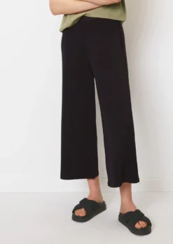 Marc O'Polo Wide Jersey Trousers Made Of Fine Rib Jersey -Schlichte Eleganz 4aef7cc28e51eeef92f24eb0dfbbc84c scaled