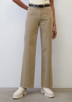 Marc O'Polo NELIS High Waist Wide Leg Trousers Made A Softly Brushed Organic Cotton Twill -Schlichte Eleganz 4b4254bfe6ca66298fa058797a1ec28e scaled